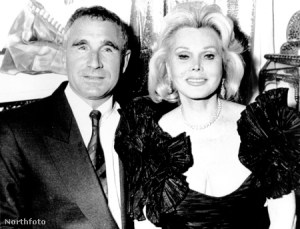 Gábor Zsazsa hollywoodi magyar színésznő és férje, Friedrich von Anhalt herceg Gábor Zsazsa hollywoodi magyar színésznő és férje, Friedrich von Anhalt herceg