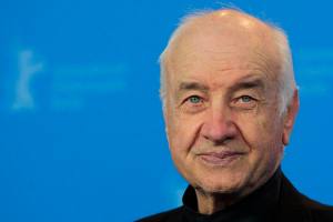 Armin Müller-Stahl német színész a 61. Berlini Nemzetközi Filmfesztiválon 2011. február 18-án Armin Müller-Stahl német színész a 61. Berlini Nemzetközi Filmfesztiválon 2011. február 18-án