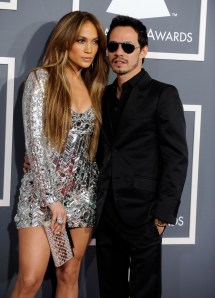 Jennifer Lopez amerikai énekes-színésznő és férje, Marc Anthony Puerto Ricó-i énekes a Grammy-díjak 53. átadási ünnepségén Los Angelesben 2011. február 13-án