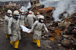 A 8,9-es erősségű földrengés után Japán 2011. március 15-én