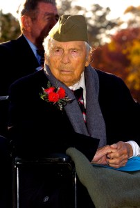 Frank Buckles, az első világháború utolsó élő amerikai veterjánja volt (1901-2011) Frank Buckles, az első világháború utolsó élő amerikai veterjánja volt (1901-2011)