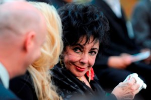 Elizabeth Taylor (1932-2011) Oscar-díjas amerikai-brit színésznő Elizabeth Taylor (1932-2011) Oscar-díjas amerikai-brit színésznő