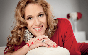 Wolf Kati magyar énekesnő Wolf Kati magyar énekesnő