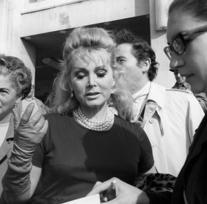 Gábor Zsazsa magyar származású amerikai színésznő Budapesten 1968-ban Gábor Zsazsa magyar származású amerikai színésznő Budapesten 1968-ban