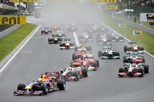 A  német Sebastian Vette rajtol el elsőként a 26. Magyar Nagydíjon a mogyoródi Hungaroringen 2011. július 31-én