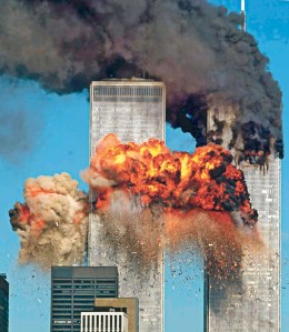 A World Trade Center a 2001. szeptember 11-ei terrortámadás pillanatában
