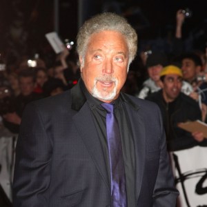 Sir Tom Jones walesi énekes a Brit Zenei Díjak (Brit Awards) átadási ünnepségén Londonban 2009. február 18-án