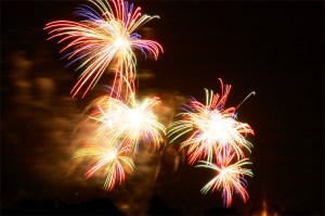 November ötödikén ünneplik az angolszász országokban a Bonfire Nightot, vagyis az Örömtüzek ünnepét