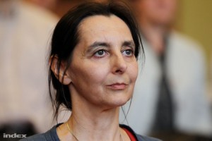 Geréb Ágnes szülész-nőgyógyász büntetőper másodfokú tárgyalásán a Fővárosi Ítélőtábla tárgyalótermében 2012. február 10-én Geréb Ágnes szülész-nőgyógyász büntetőper másodfokú tárgyalásán a Fővárosi Ítélőtábla tárgyalótermében 2012. február 10-én