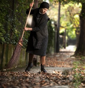 Helen Mirren brit színésznő Szabó István Az ajtó című filmjének egyik jelenetében 