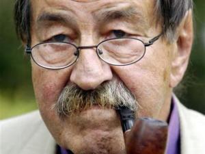 Günter Grass Nobel-díjas német író, költő