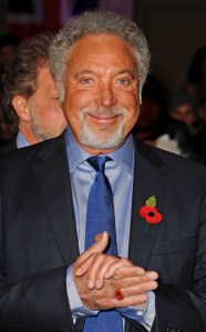 Sir Tom Jones walesi énekes (Felvétel készítésének időpontja: 2010)
