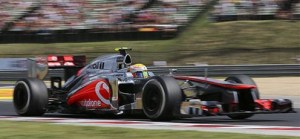 Lewis Hamilton, a McLaren brit pilótája a 27. Forma-1-es Magyar Nagydíjon a mogyoródi Hungaroringen 2012. július 29-én