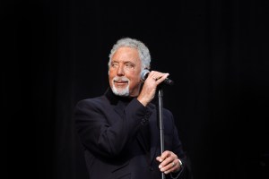 Sir Tom Jones walesi énekes Sir Tom Jones walesi énekes