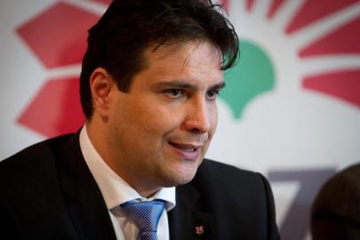 Mesterházy Attila, az MSZP elnöke a kolozsvári Kós Károly Akadémián 2013. január 16-án