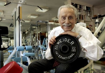 Joe Weider világhírű kanadai testépítő (1919-2013)