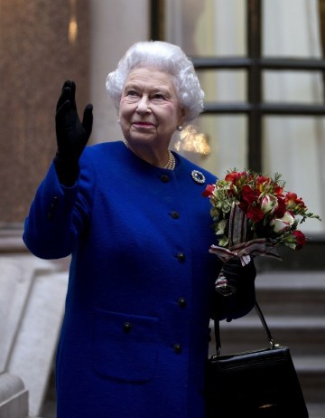 II. Erzsébet brit királynőről 2012. december 18-án a gyémántjubileumi ünnepségének záróprogramján készült felvétel