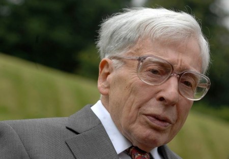 Robert G. Edwards Nobel-díjas brit tudós (1925-2013)