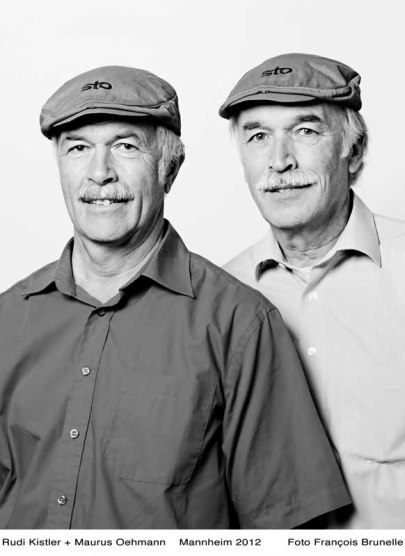 Francois Brunelle kanadai fotóművész két megjelenésre hasonló férfit ábrázoló fotója