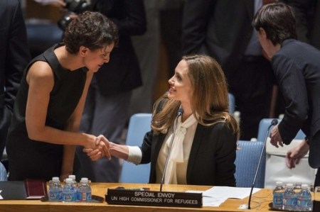Angelina Jolie Oscar-díjas amerikai színésznő az ENSZ Biztonsági Tanácsának ülésén a szervezet New York-i székházában 2013. június 24-én