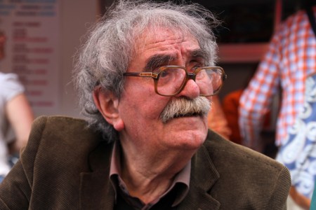 Juhász Ferenc Kossuth-díjas költő a 84. Ünnepi Könyvhéten Budapesten 2013. június 8-án (Fotó: Mészáros Márton)