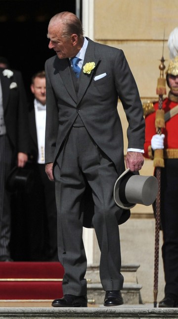 Fülöp edinburgh-i herceg kerti partin vesz részt Buckingham-palotában 2013. június 6-án