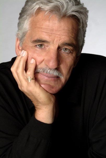 Dennis Farina amerikai színész (1944-2013)