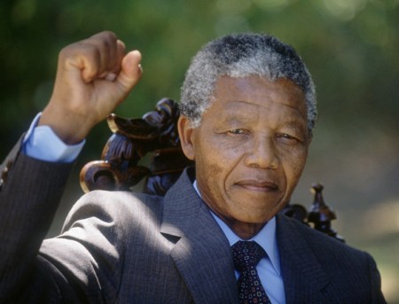 Nelson Mandela Nobel-békedíjas volt dél-afrikai államfő