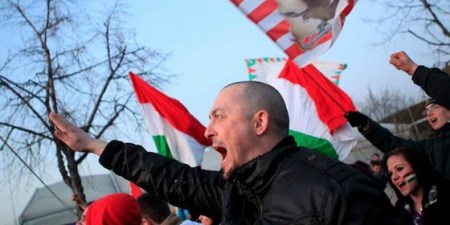 Elvakult magyar drukkerekkel gyűlt meg a román rendőrség baja