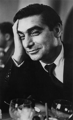 Robert Capa (1913-1954) magyar fotóművész