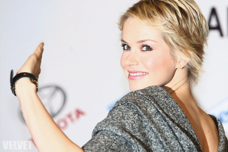 Osvárt Andrea magyar színésznő 