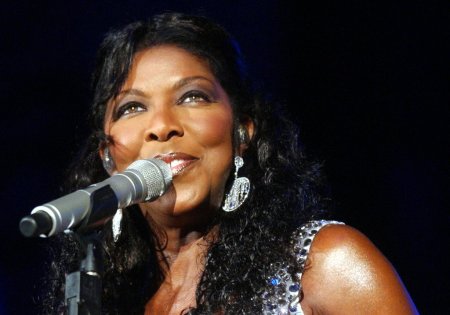 Natalie Cole Grammy-díjas amerikai énekesnő
