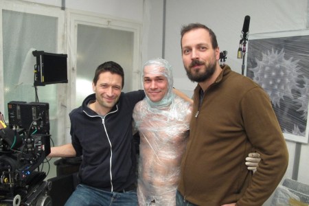 Pohárnok Gergő operatőr, Nagy Zsolt színész és Pálfi György rendező a Szabadesés című film forgatásán 2013 januárjában Budapesten (Forrás: Vertigo Media)