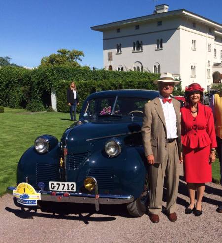 XVI. Károly Gusztáv svéd király és Szilvia királyné egy autóversenyen Olandban 2014. augusztus 15-én